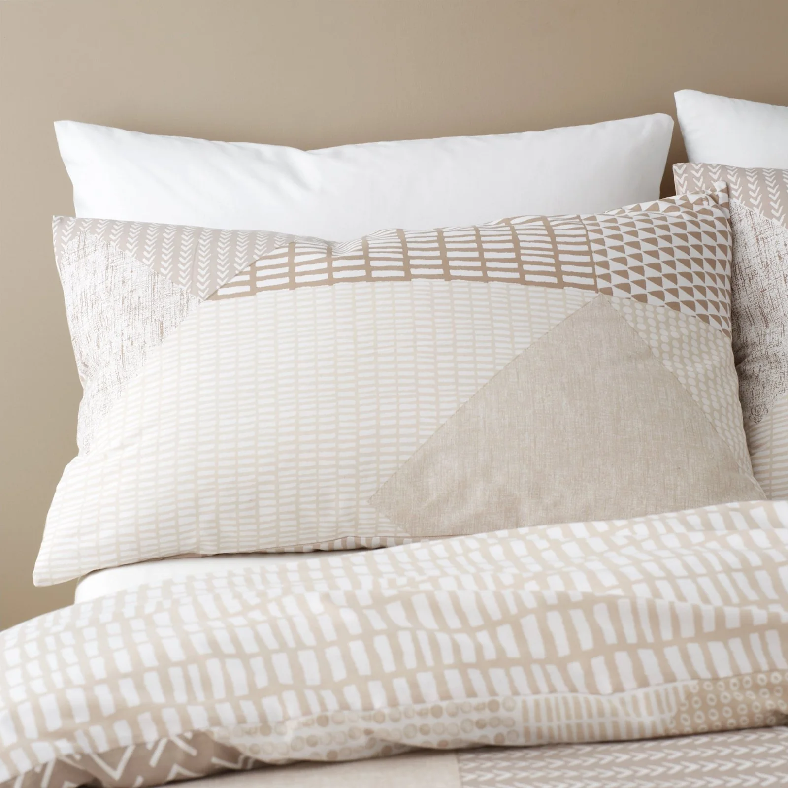 Catherine Lansfield Larsson Geo Natural duvet Set - Image 3